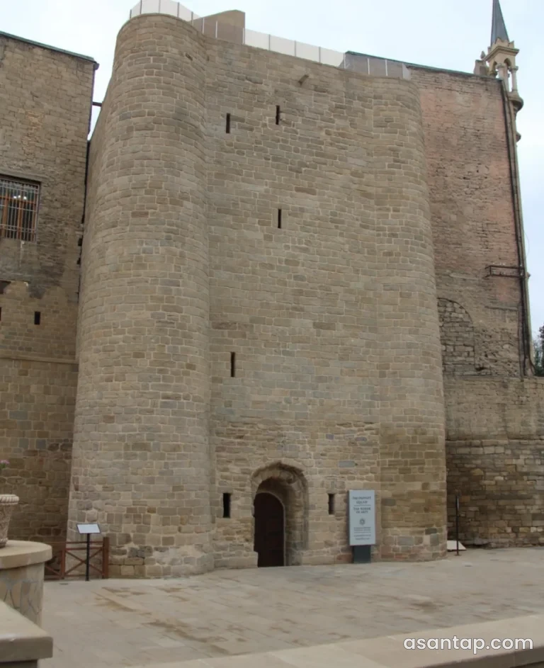 Art Tower qalereyası