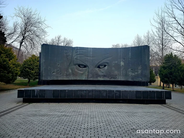 Zorge parkı