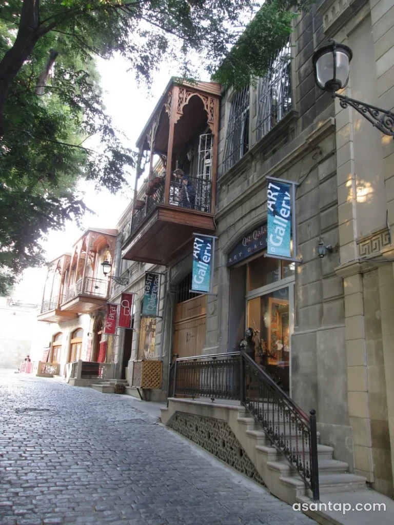 QGallery — Qız Qalası Qalereyası