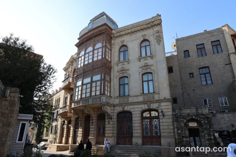 Qəni Məmmədovun evi