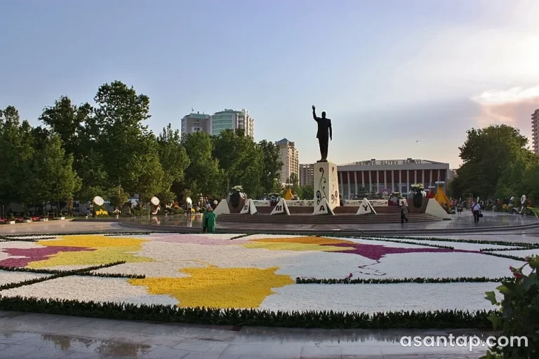Heydər Əliyev parkı — Nəsimi