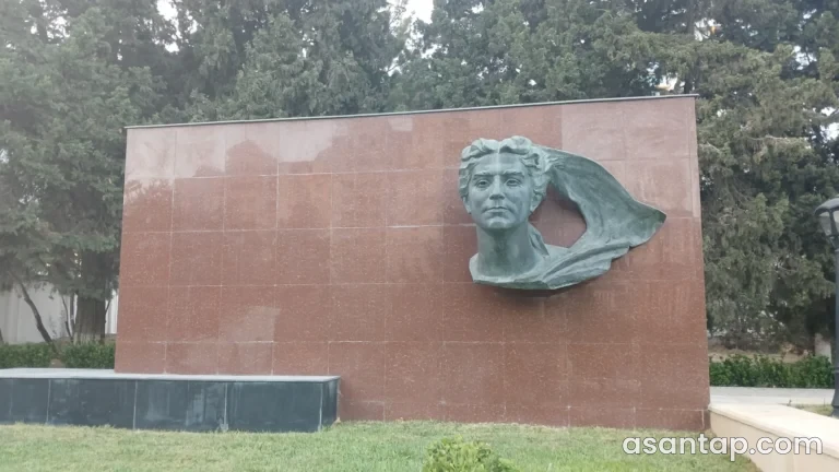 Sevil Qazıyeva parkı — Bakı