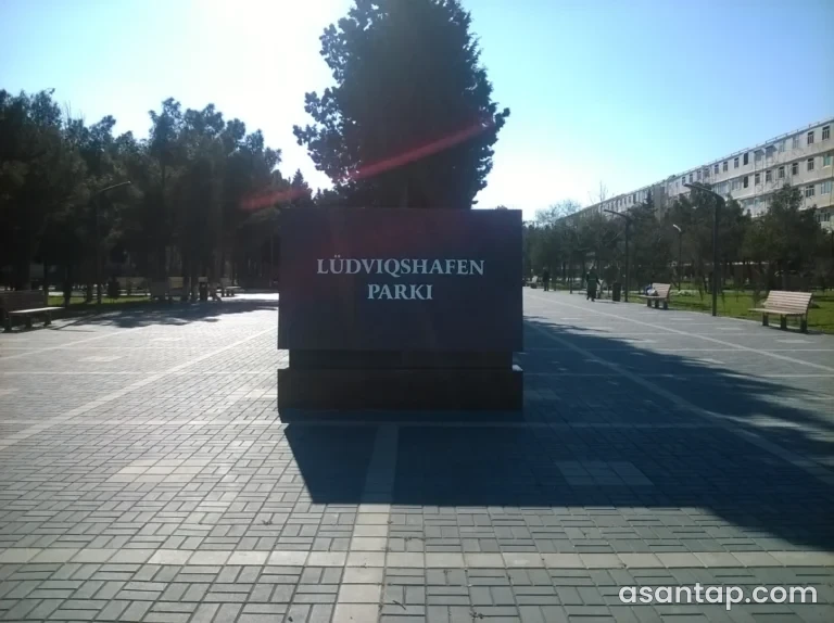 Lüdviqshafen parkı — Sumqayıt
