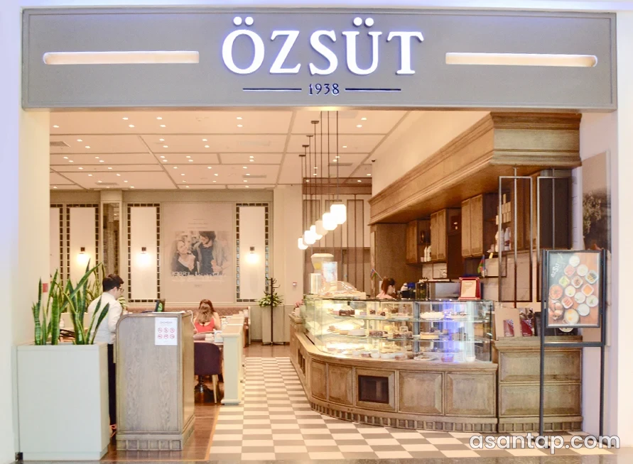 Özsüt — Gənclik Mall — məkanın görünüşü