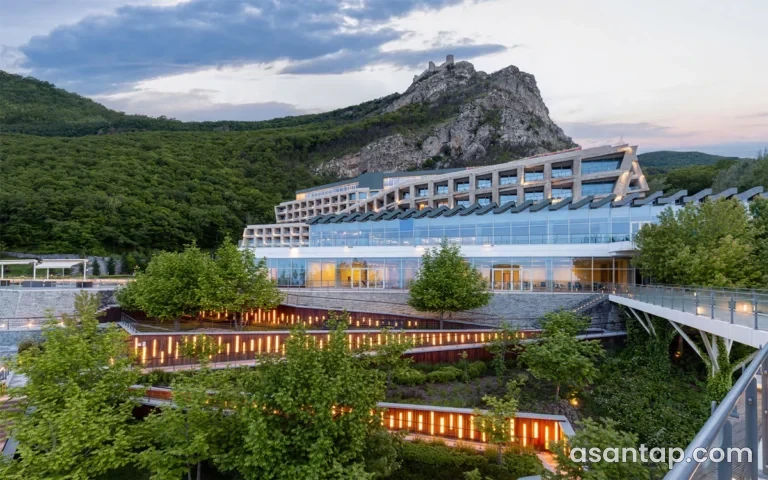 Qalaaltı Hotel & SPA